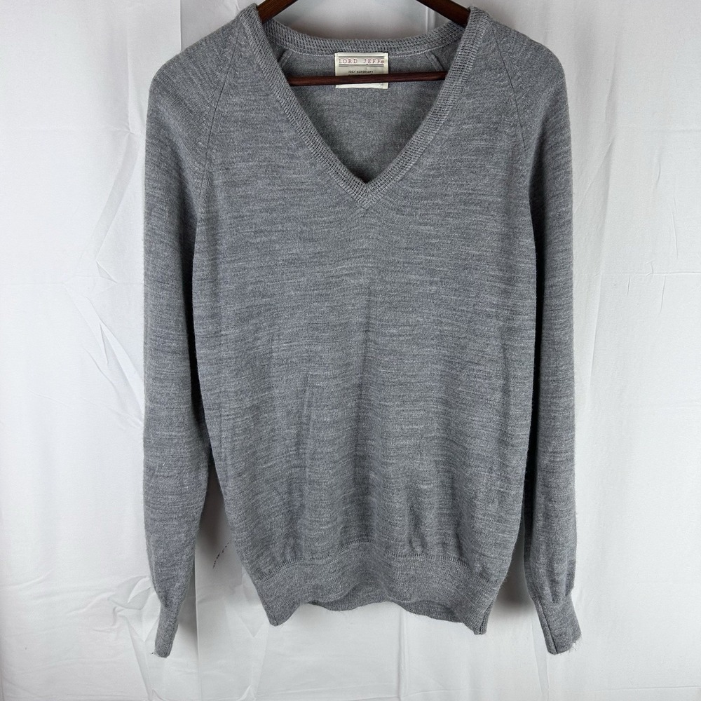 VTG Lord Jeff V Neck Sweater Mens Medium‎ Gray 100% Dupont Orlon Made in USA